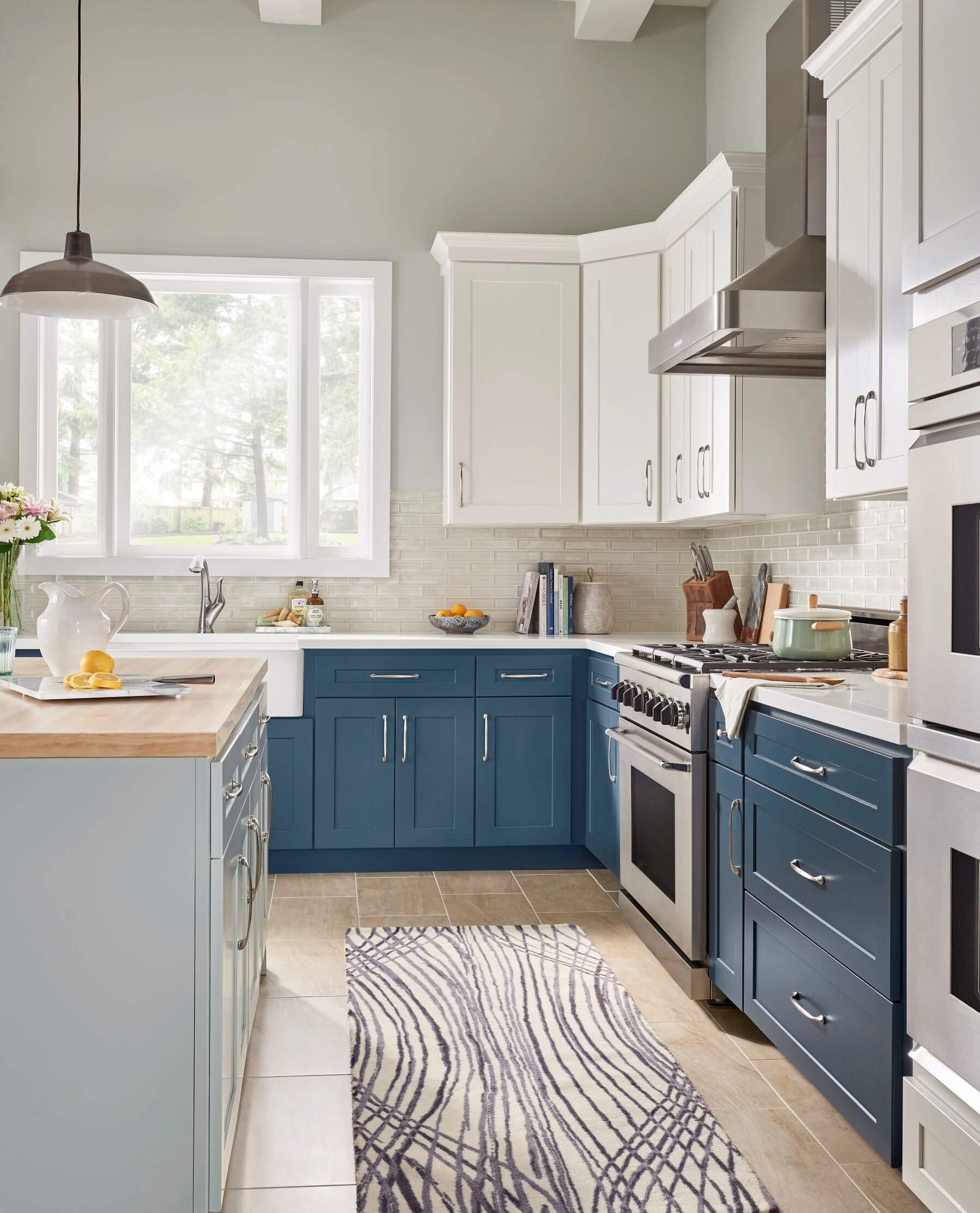 East Cast Assembled Kitchen Cabinets with blue cabinets